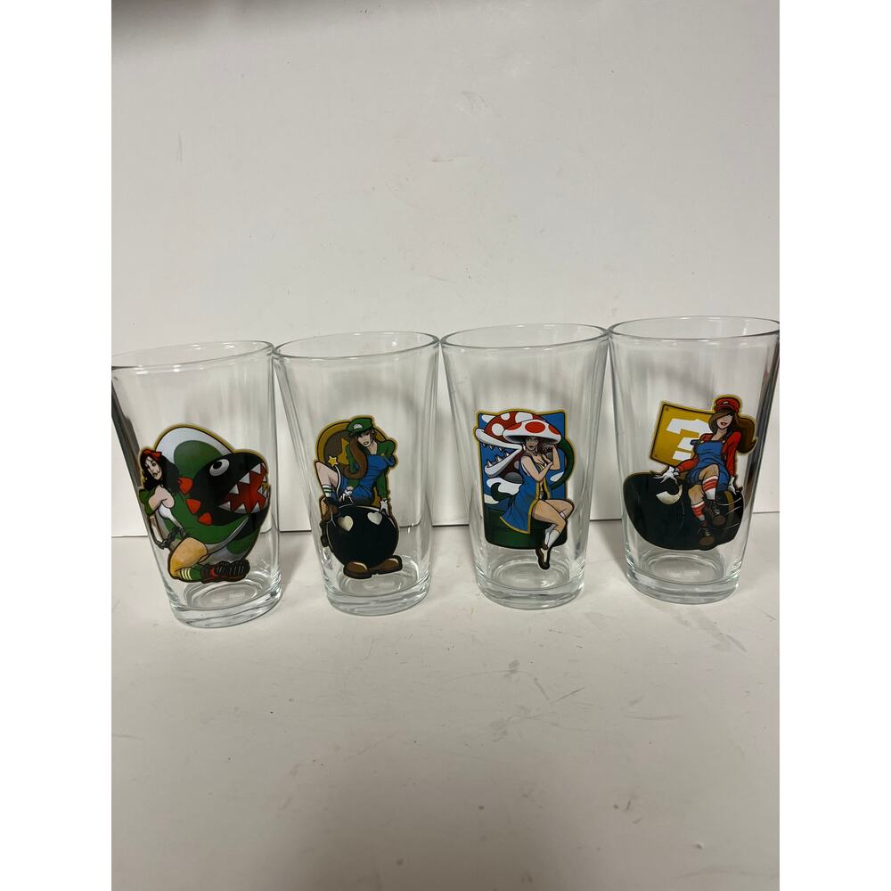 Super Mario Bros Gender Swap Glass Set - ThinkGeek